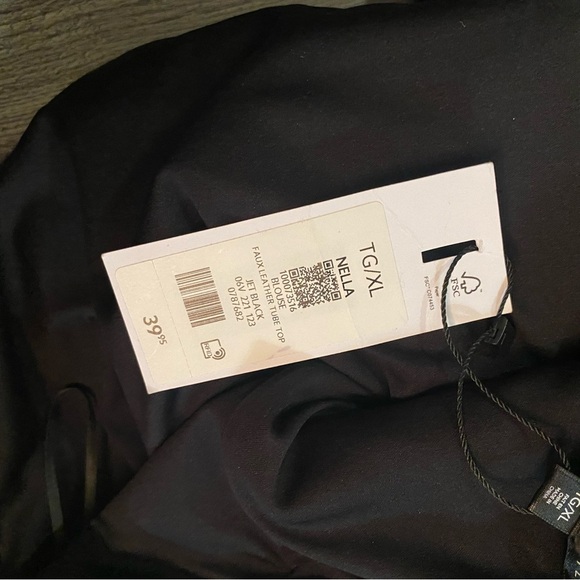 NWT Dynamite strapless top tube top faux leather women’s XL strapless tank top - Picture 7 of 8